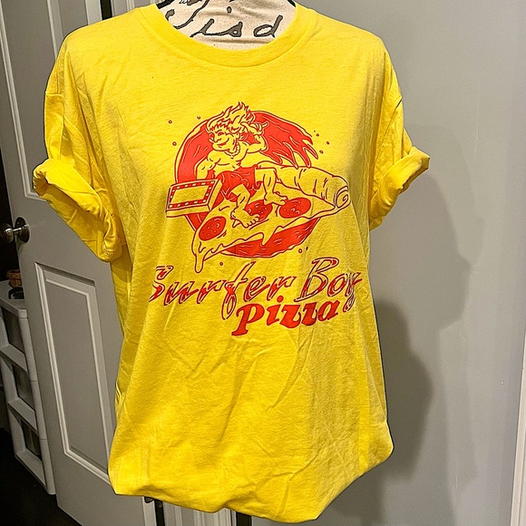 Netflix Stranger Things Surfer Boy Pizza Graphic Tee Shirt - Picture 8 of 16
